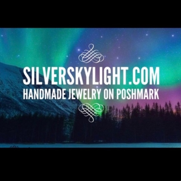 π΄β SALE ! red dot items are 2 for $25 . Bundle more than 3 and its $10 each π - Picture 11 of 11